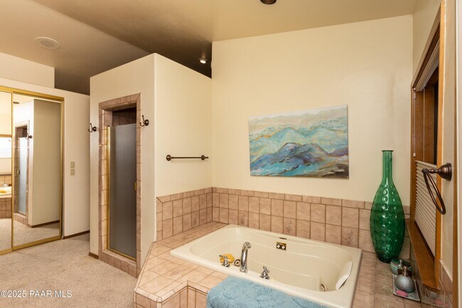 Building Photo - 1109 Northwood Loop