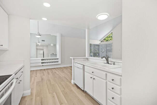 Building Photo - Prime Irvine Living: Bright End Unit Steps from Pool & Parks