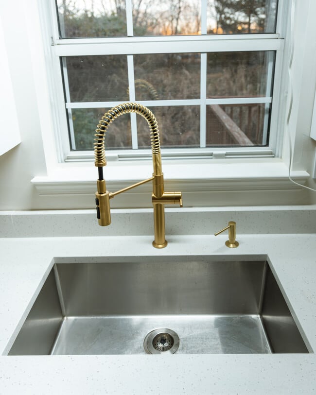 Building Photo - 5790 Katsura Ct