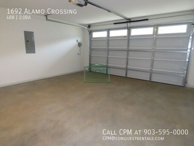 Building Photo - 1692 Alamo Xing Rd