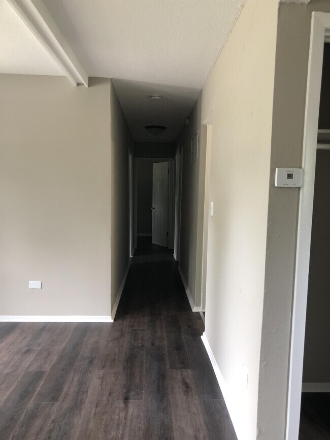 Building Photo - 3113 Gabriel Ave