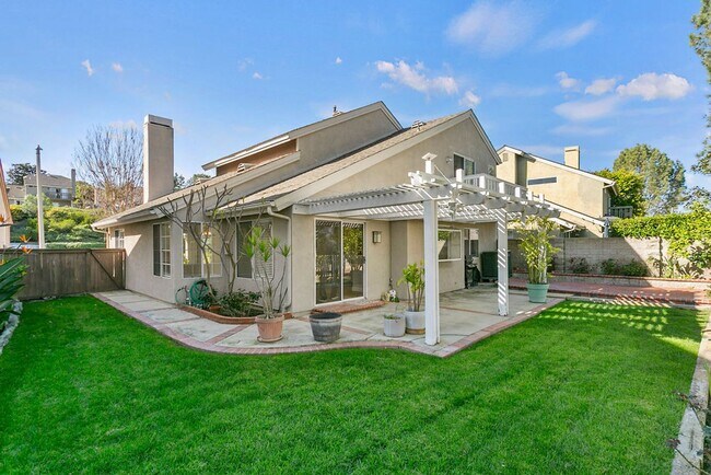 Building Photo - Updated 3 Bedroom Detached Home in Glenwoo...