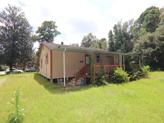 Building Photo - 1190 Alred St