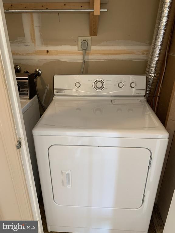 Building Photo - 22319 Mayfield Sq