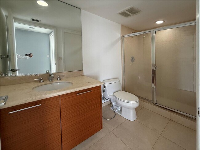 Building Photo - 50 Biscayne Blvd