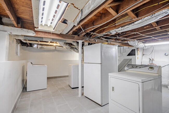 Building Photo - 316 Reef Rd