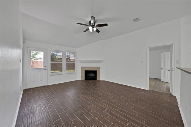 Building Photo - 1002 Manassas Dr