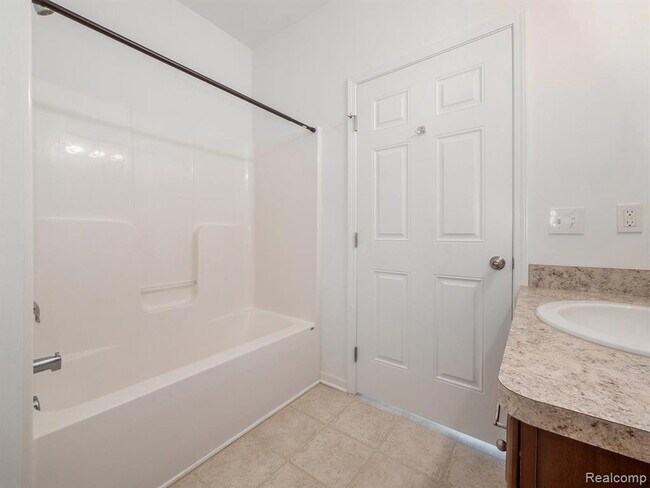 Building Photo - 964 W Summerfield Gln Cir
