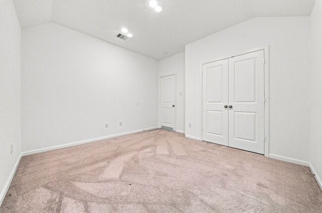 Building Photo - 4926 Chester Lk Ln