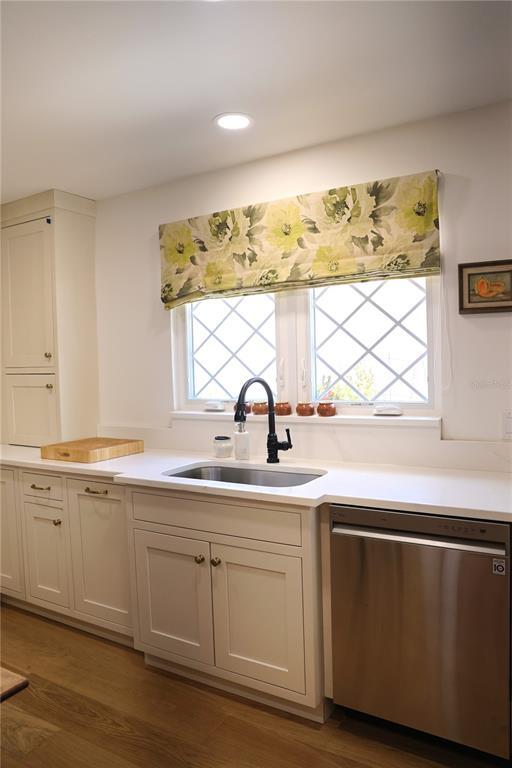 Building Photo - 1304 Santa Rosa Ct