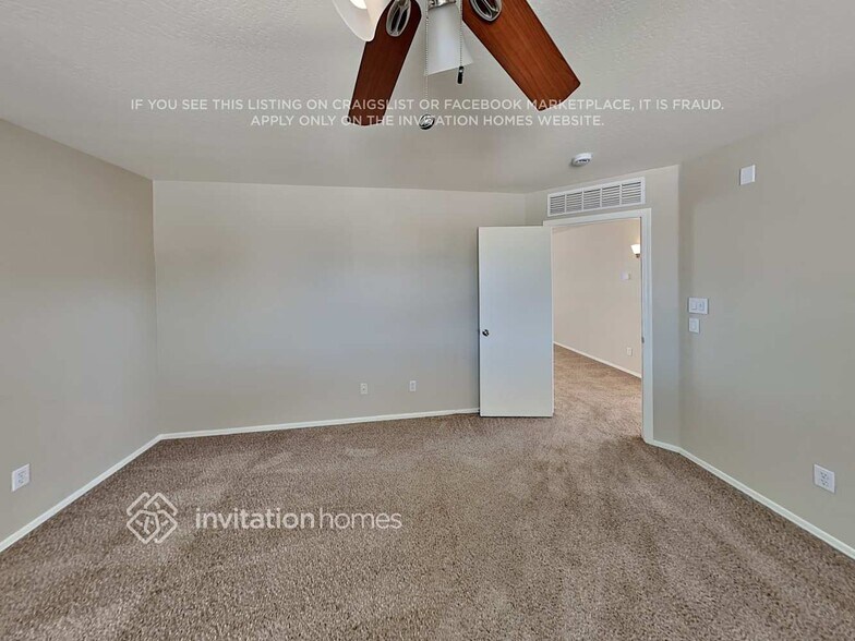 Building Photo - 2224 W Silver Creek Ln