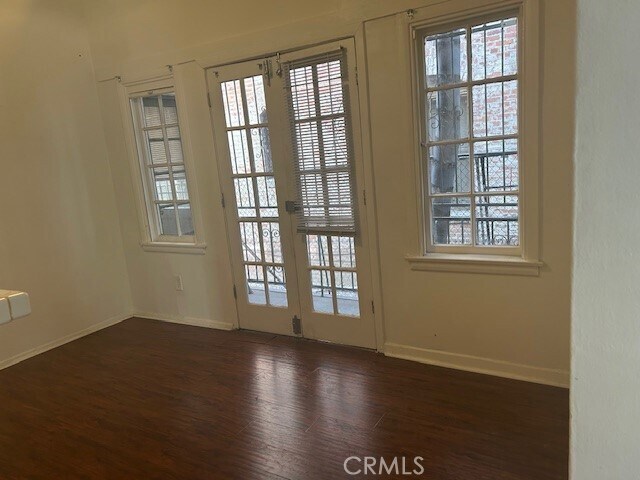 Building Photo - 312 S Commonwealth Ave