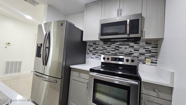 Building Photo - 1307 Park Manor Dr