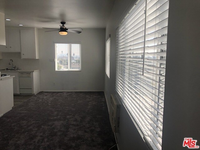 Building Photo - 744 Pier Ave