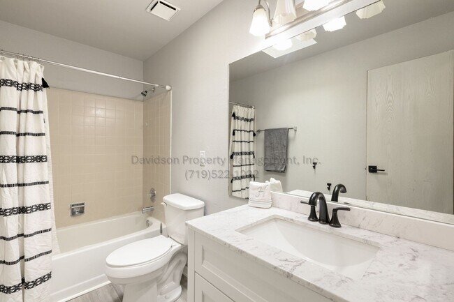 Building Photo - 7340 Waterwheel St