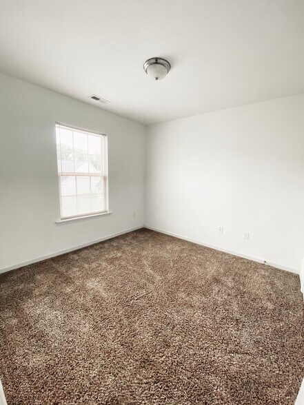 Building Photo - 322 Flat Cove Rd