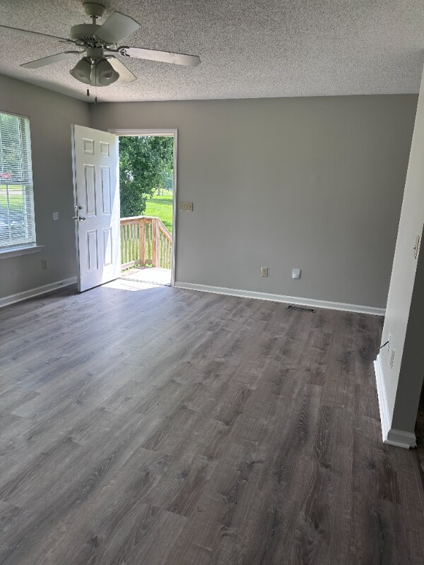Building Photo - 1531 Richmond Dr