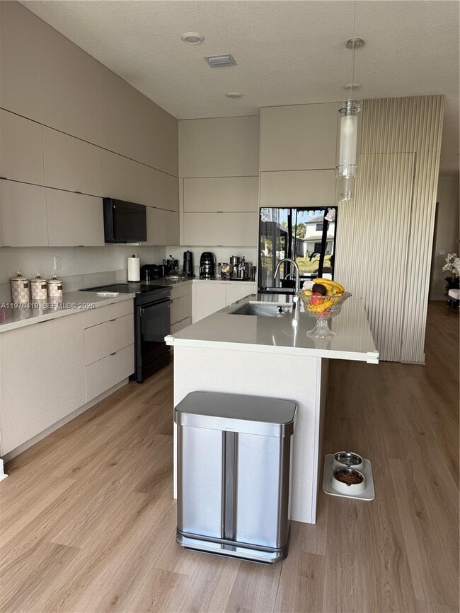 Building Photo - 17507 SW 43rd St