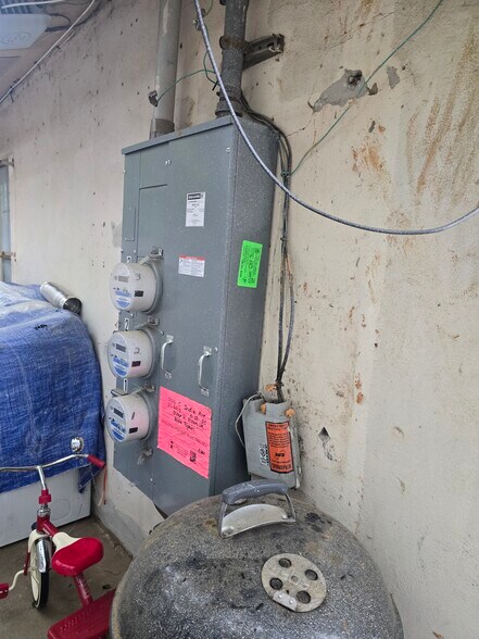 Building Photo - 2016 S India Ave