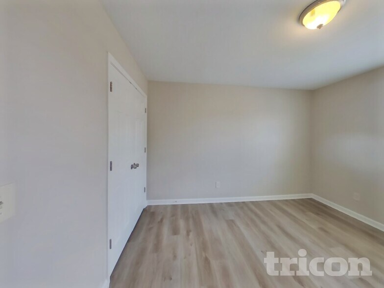 Building Photo - 673 Mable Dr