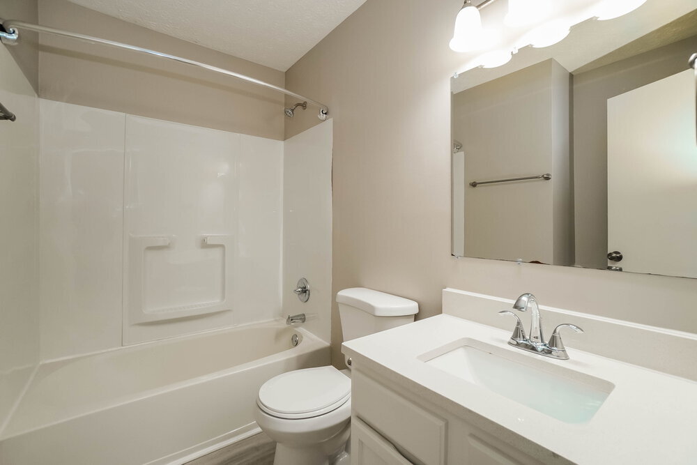 Building Photo - 848 Wallinger Dr
