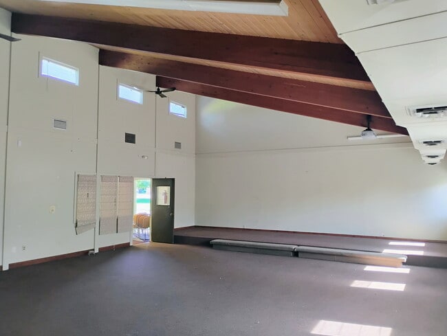 Building Photo - 6410 Normandy Dr
