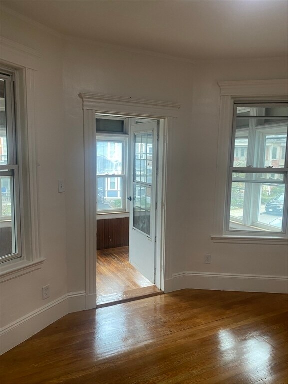 Building Photo - 11 Pasadena Rd