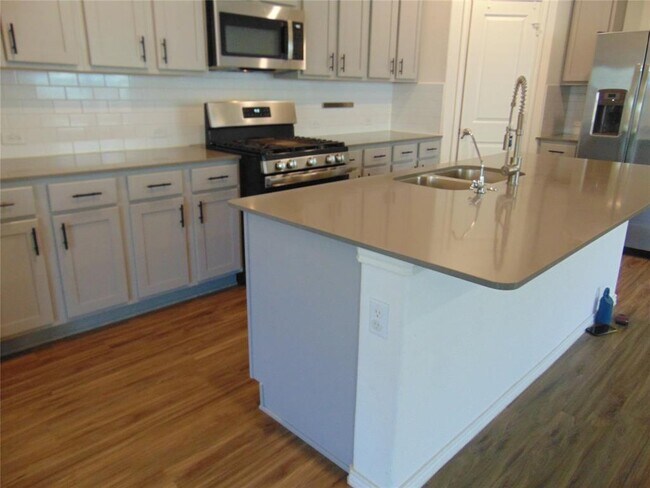 Building Photo - 181 Crystal River Rd