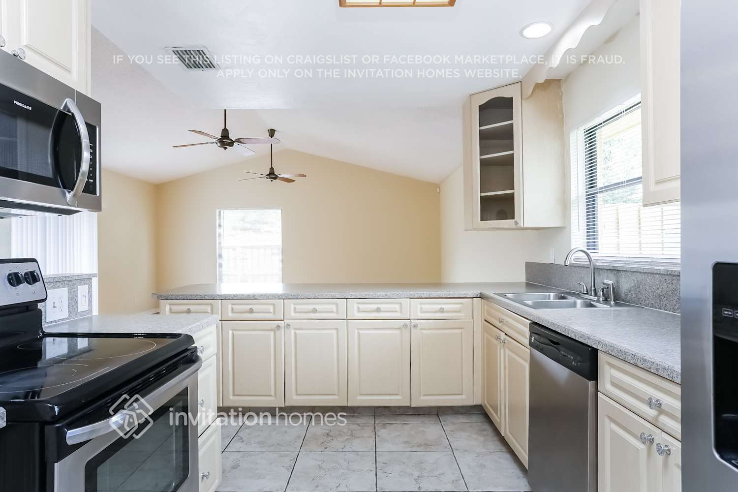 Building Photo - 7120 NW 43rd St