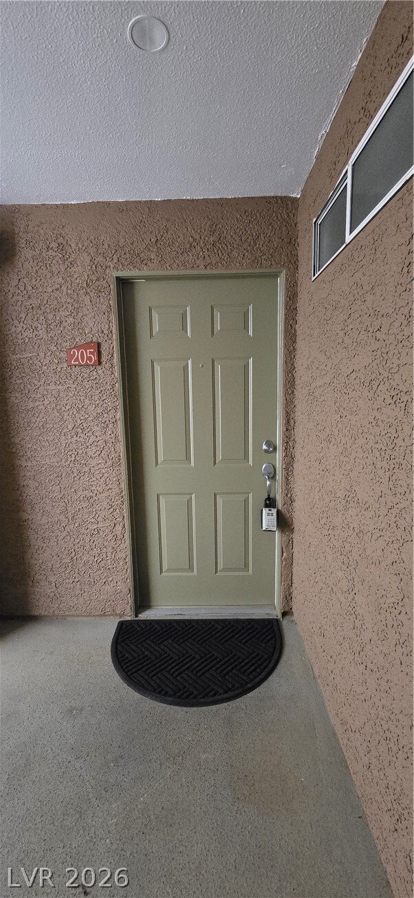Building Photo - 2121 Sealion Dr