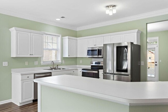 Building Photo - 206 Pimpernel St