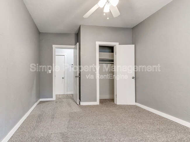 Building Photo - 2605 N Robinson Ave