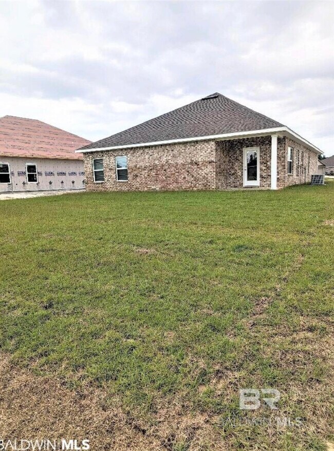 Building Photo - 378 Wickman Ave