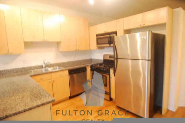 Primary Photo - 2 bedroom in Chicago IL 60605