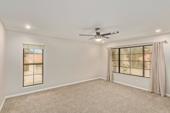 Building Photo - 10960 E Gary Rd
