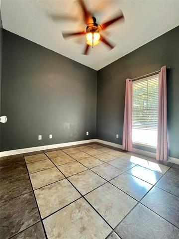 Building Photo - 708 Quiet Cove Cir