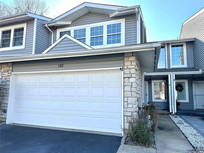 Primary Photo - 132 Fairfield Dr