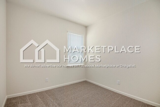 Building Photo - 10925 Gray Mare Dr