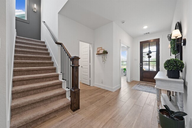 Building Photo - 21307 Fresno Brk Cir