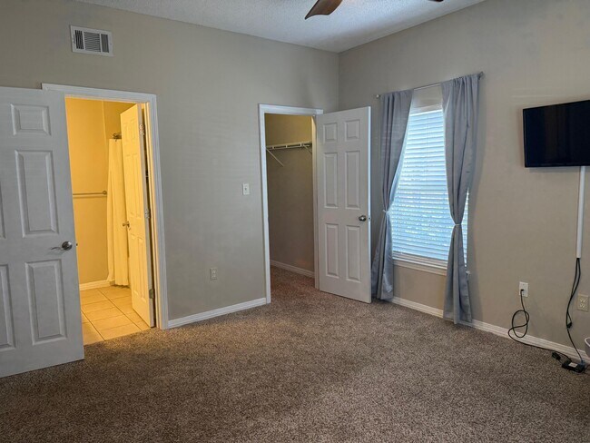 Building Photo - 1501 Partin Dr N