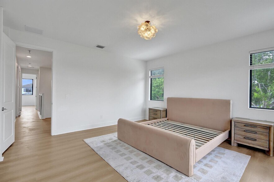 Building Photo - 13145 Addilyn Ct