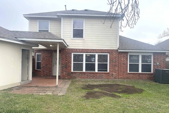 Building Photo - 3208 Waterglen Ct