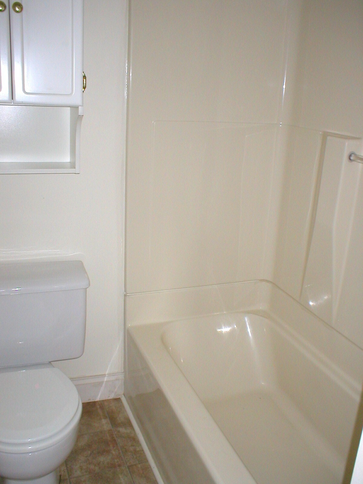 Building Photo - 725 W 3rd St