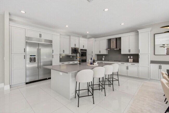 Building Photo - 19886 Meadowside Ln