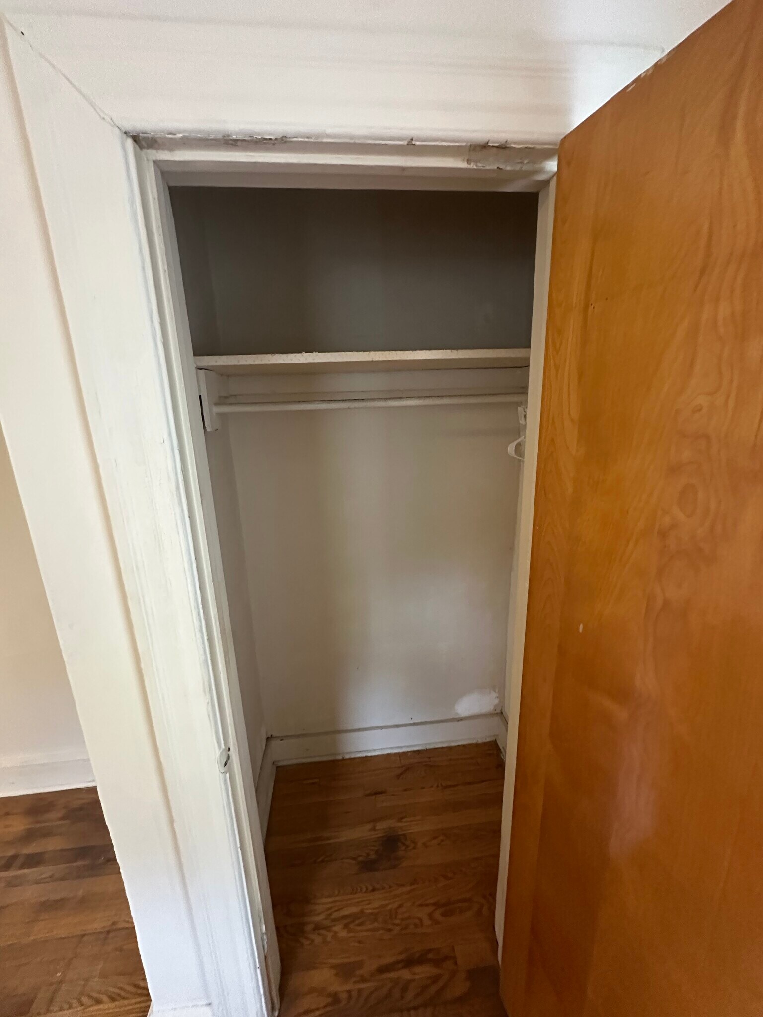 Building Photo - 212 Jackson Ave