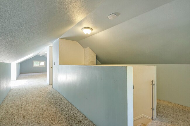 Building Photo - 2330 SW 170th Ave