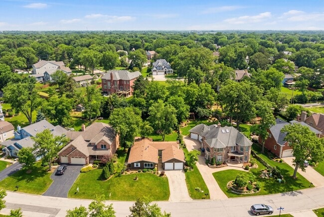 Building Photo - 5611 S Quincy St