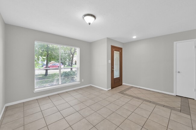 Building Photo - 28903 Atherstone St