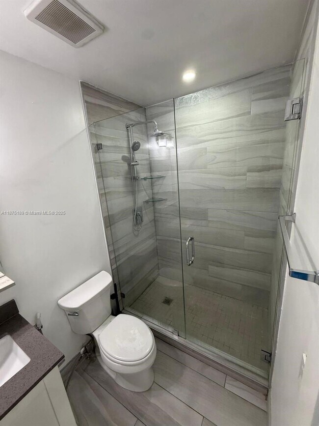 Building Photo - 20028 SW 124th Pl