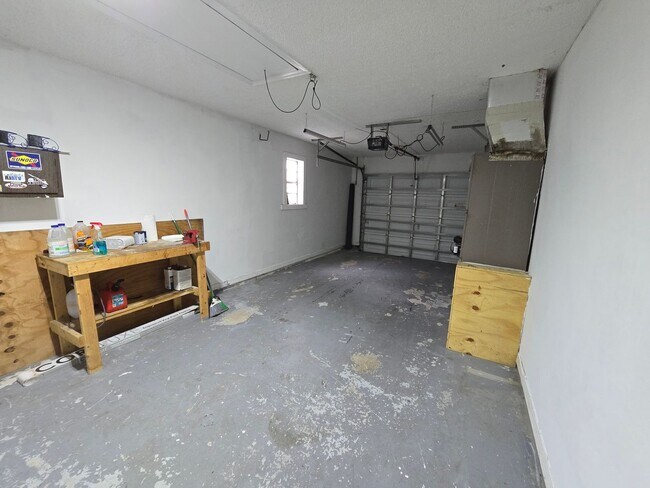 Building Photo - Steal of a Deal! 2/2 Everything included i...